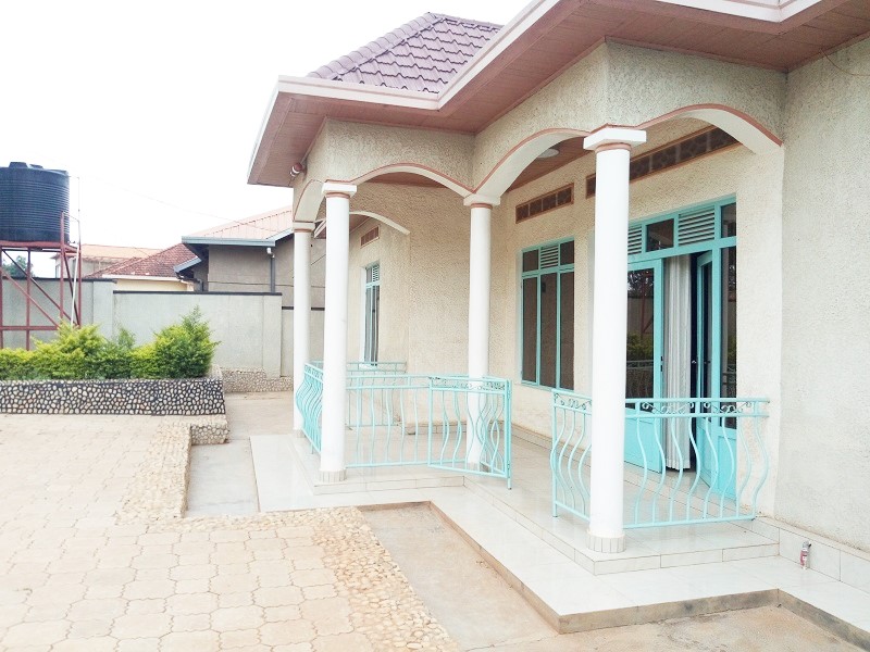 A 4 BEDROOM HOUSE FOR SALE AT NIBOYE